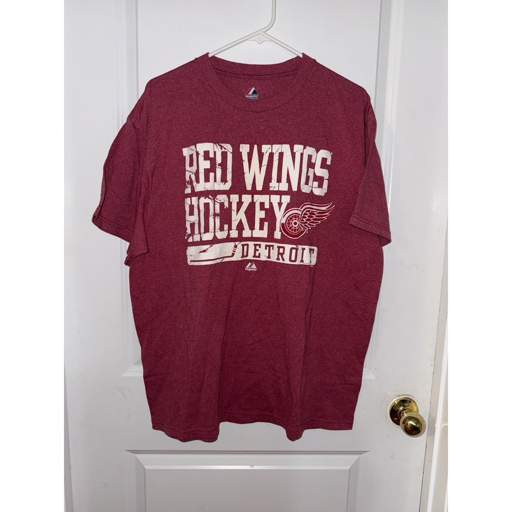 Detroit‎ Red Wings T-shirt NHL Size XL. Mens Hockey Shirt